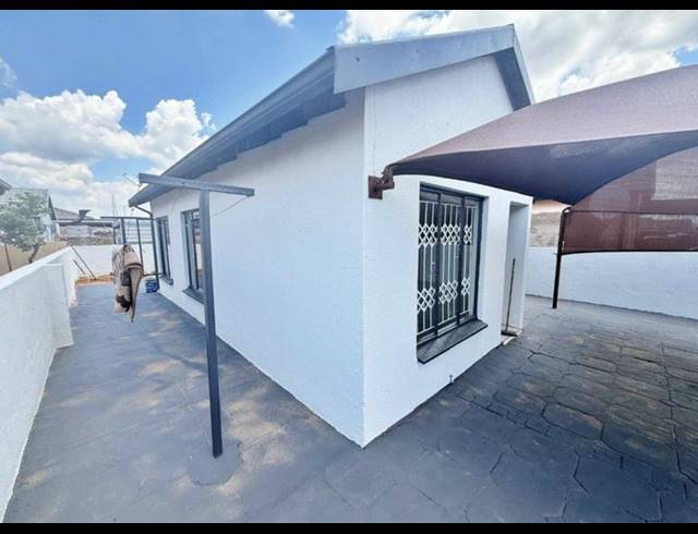 3 BEDROOM HOUSE FOR SALE IN SOSHANGUVE VV